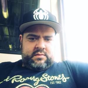 Meet your Posher, José